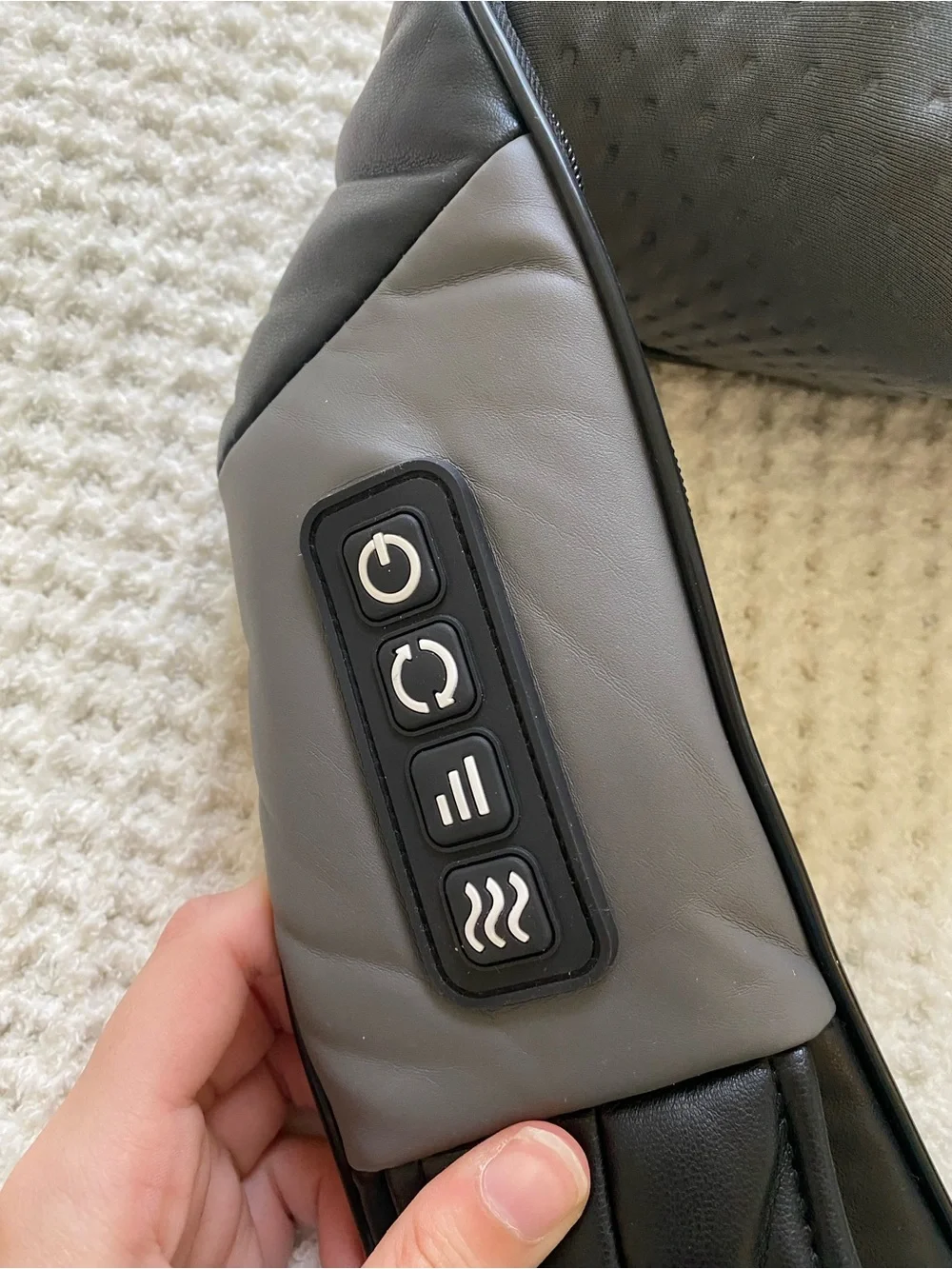 NECK Massager with Heat and Vibration - Black